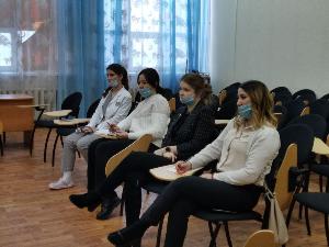 Обучение волонтеров навыкам оказания первой помощи в Покачевской городской больнице